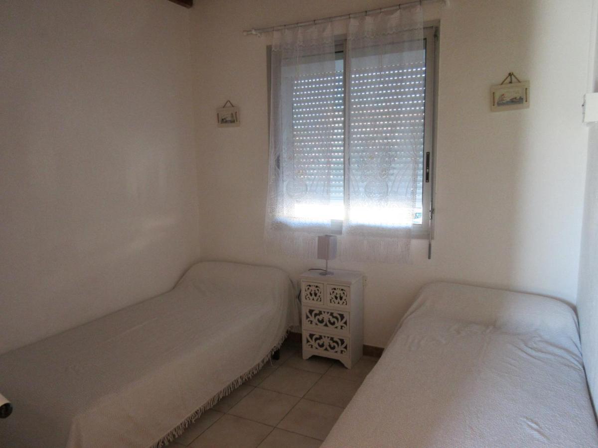 Apart Climatise T3 St Pierre La Mer 1 Er Etage, 4 Pers Fleury  Exterior photo